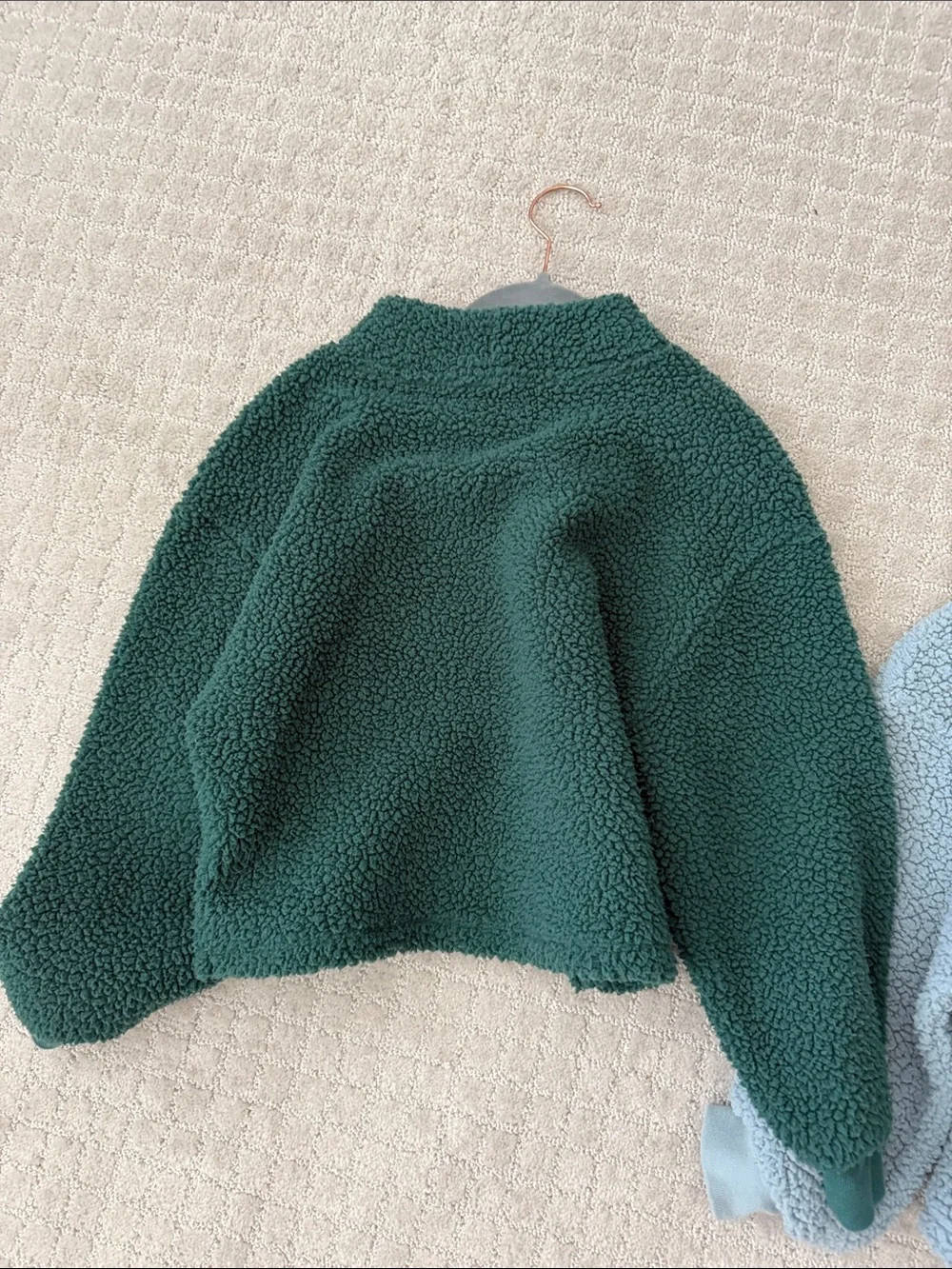 Uniqlo Sherpa Turtleneck Sweaters - Forest Green & Light Blue